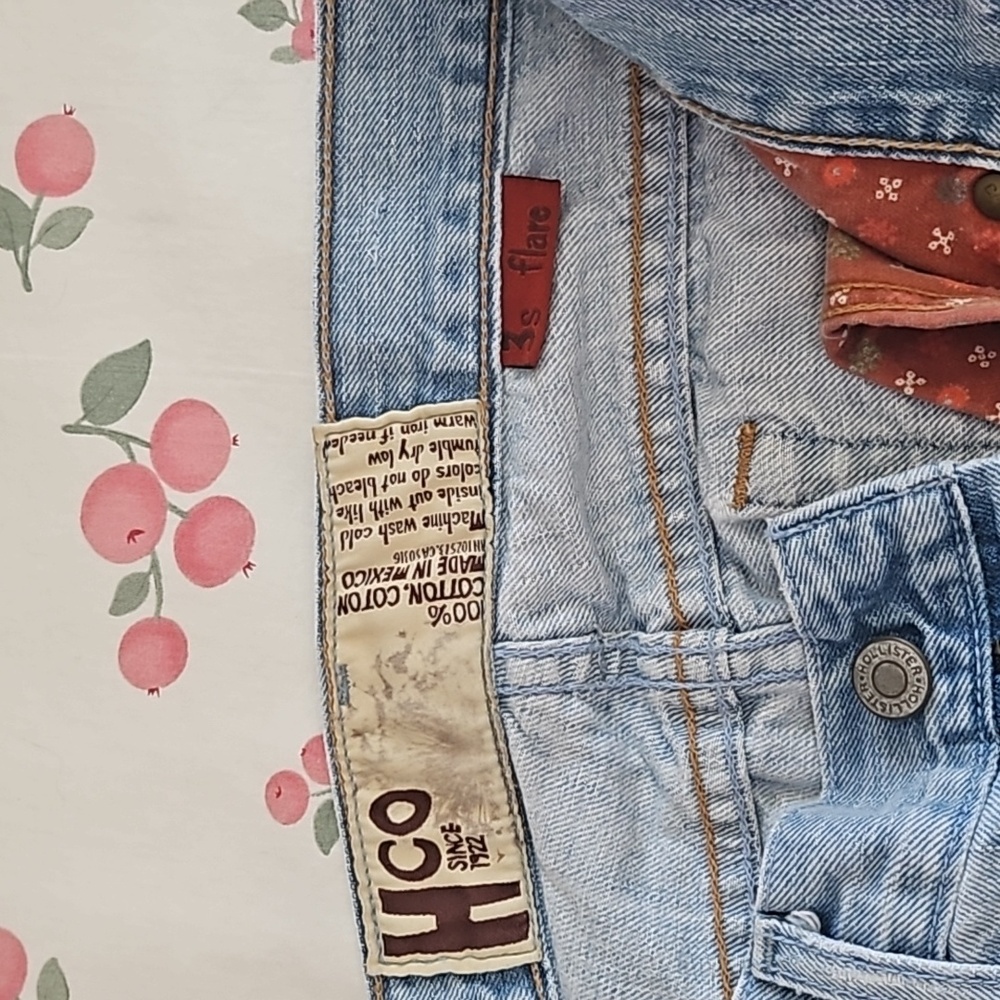 Hollister Distressed sz. 3 - Picture 4 of 5
